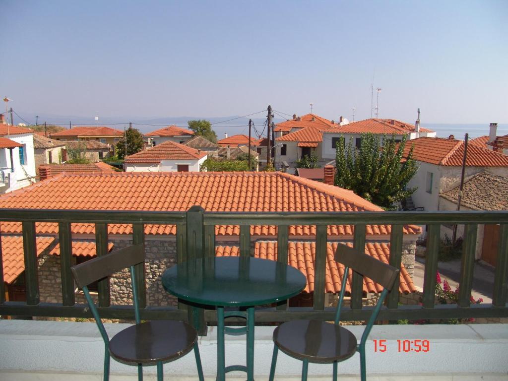 Nikos Apartments Afytos Ngoại thất bức ảnh