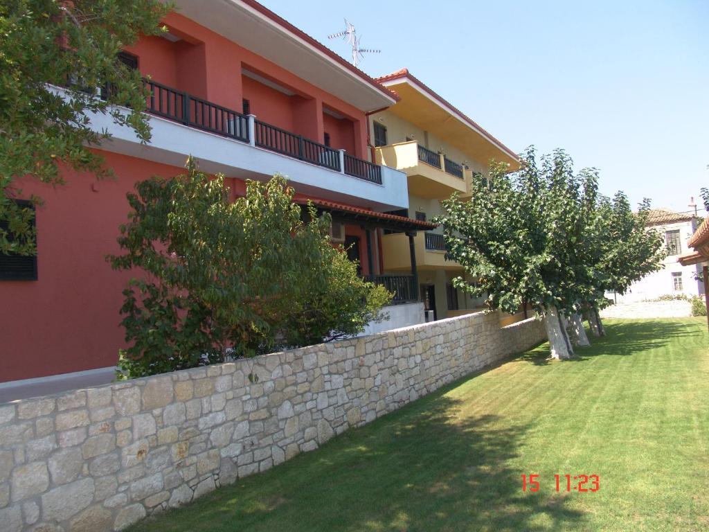 Nikos Apartments Afytos Ngoại thất bức ảnh