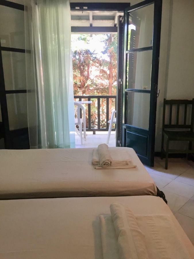 Nikos Apartments Afytos Ngoại thất bức ảnh